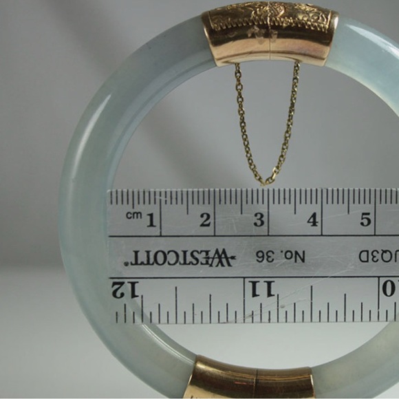 LAST DROP❤️❤️Vintage authentic 1940’s Jade & 14 Karat Gold Hinged Chinese Bangle - Picture 14 of 15